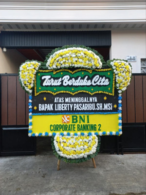 Papan Bunga Duka di Tarub